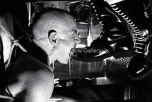 Laden Sie das Bild in den Galerie-Viewer, Skinhead Pleasure
